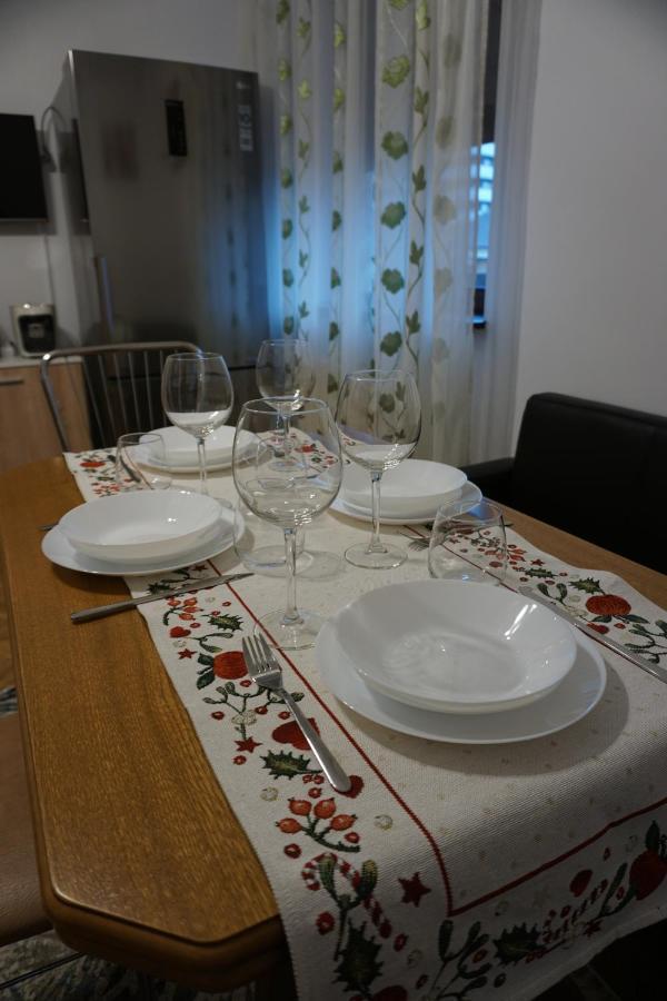 Xili'S Home Sweet Home Брашов Экстерьер фото